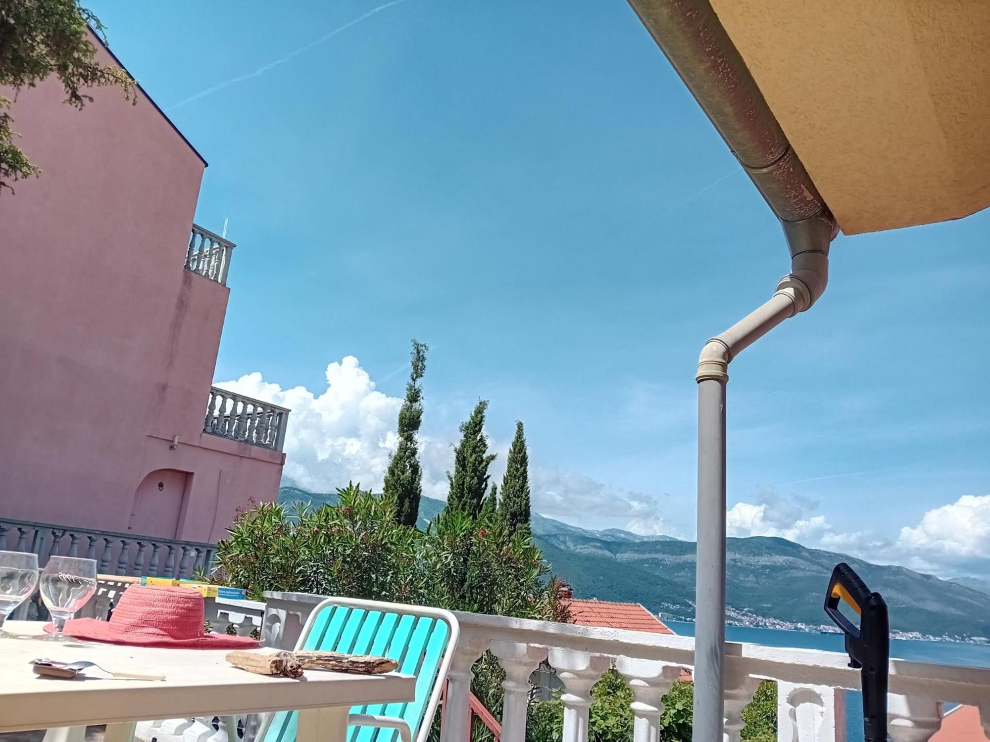 Studio Happy Montenegro Krasići エクステリア 写真
